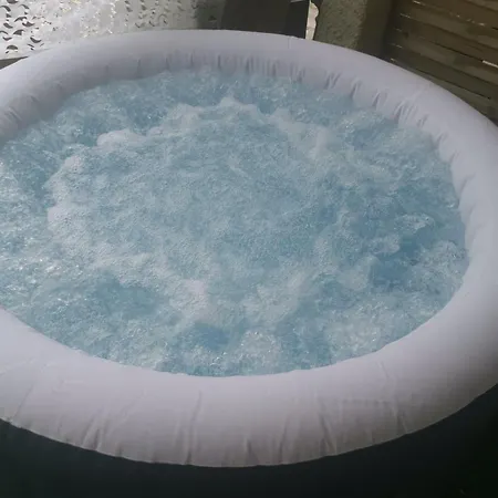 Διαμέρισμα Appart-one Terrasse Jacuzzi Parking