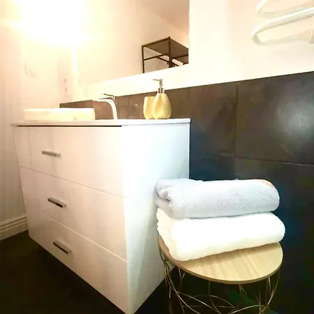 Appart-one Terrasse Jacuzzi Parking Apartman *