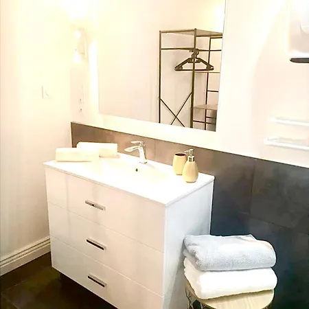 Appart-one Terrasse Jacuzzi Parking Apartman *