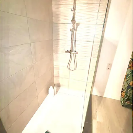 Appart-one Terrasse Jacuzzi Parking Καρκασόν